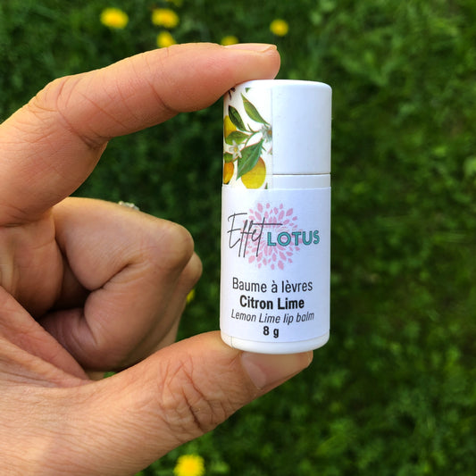 Baume à lèvres naturel et hydratant saveur citron, tube compostable fait au Québec par Effet Lotus